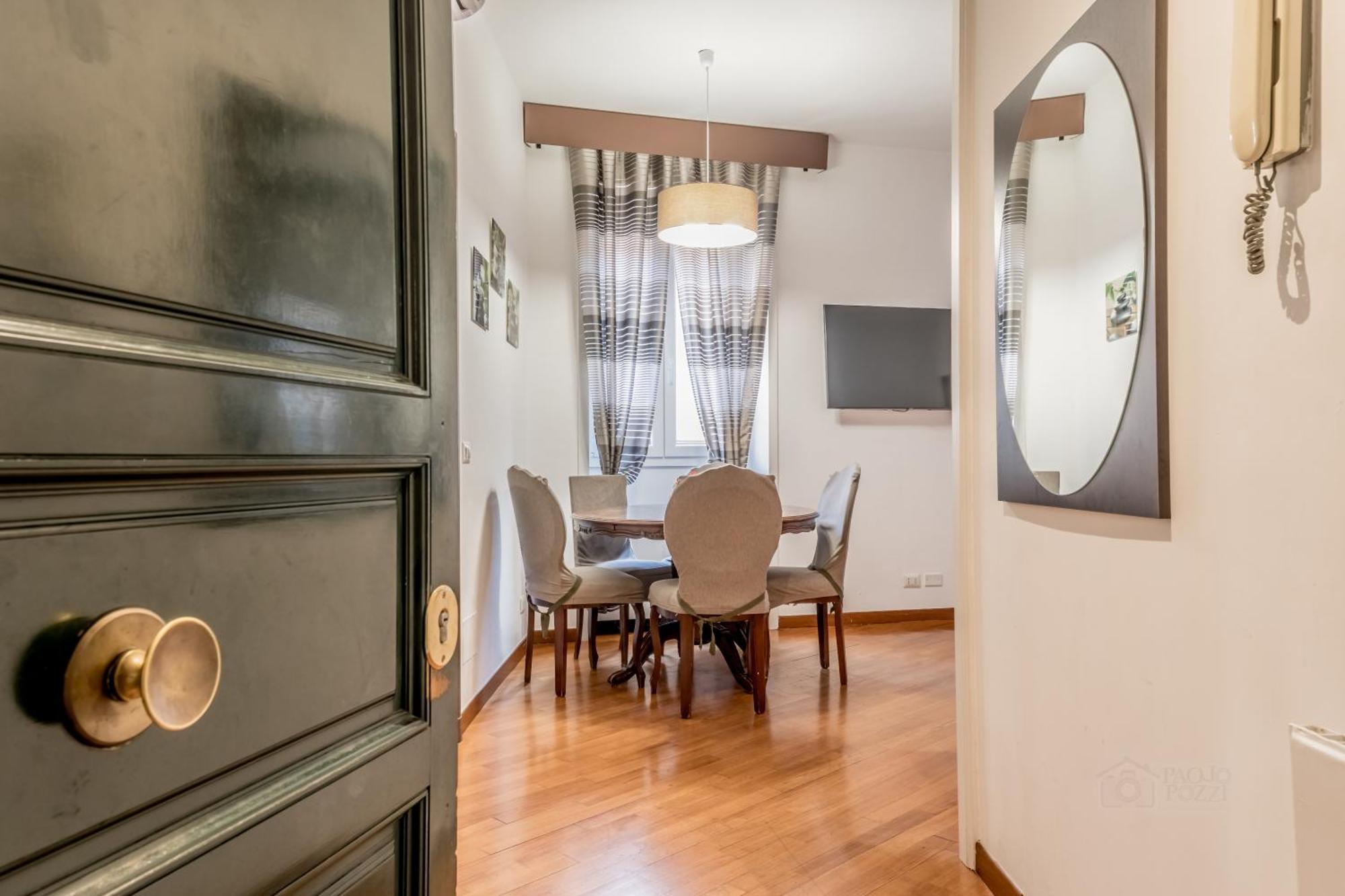 House Trevi Apartment Roma Ngoại thất bức ảnh